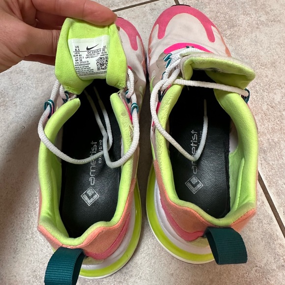 Nike Air Max 270 React - Picture 5 of 8